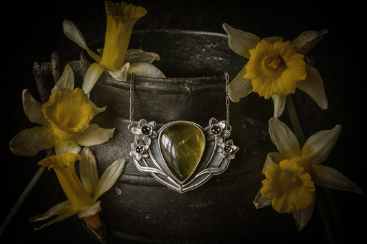 Statement narcissus necklace with lemon quartz